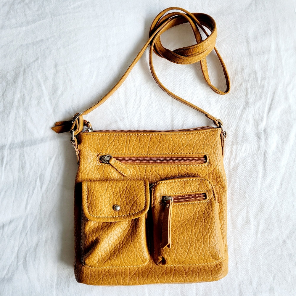 Kelly & Katie Crossbody Bag Vegan Leather